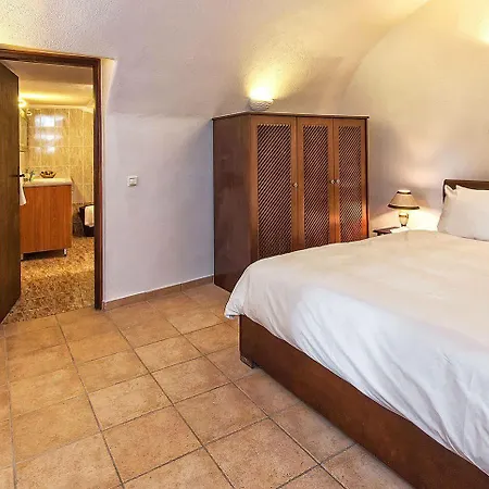 Villa Nereids Santorini