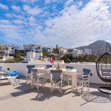 Nereids Santorini Villa *