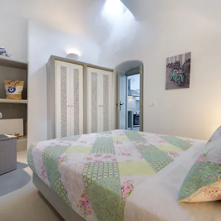 Villa Nereids Santorini *