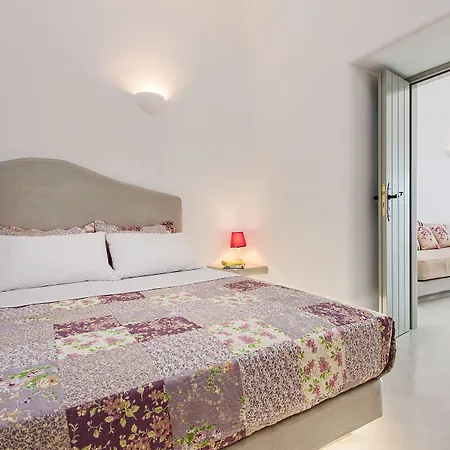 Nereids Santorini Villa