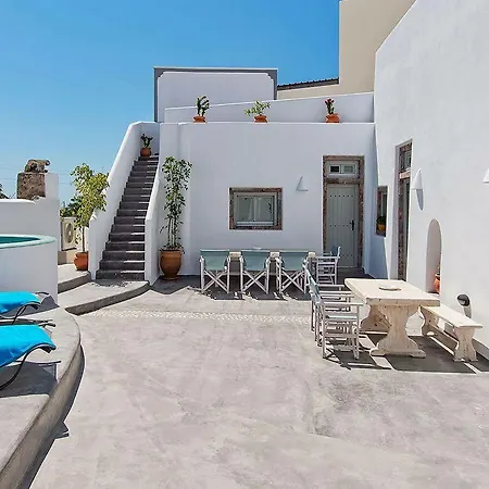 Nereids Santorini Villa *