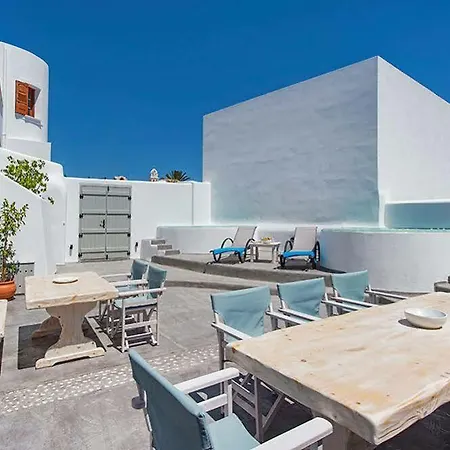 Nereids Santorini Villa Megalohóri