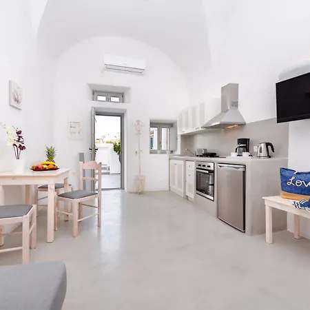 Nereids Santorini Villa