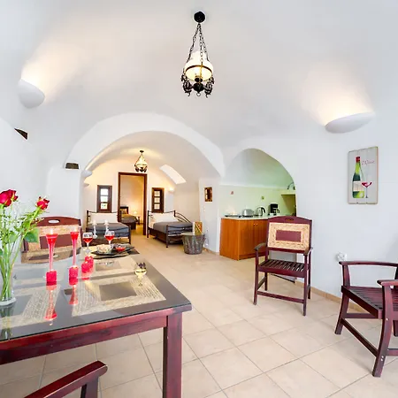 Nereids Santorini Villa *