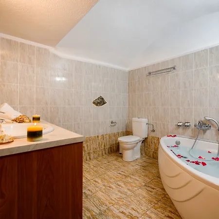 Villa Nereids Santorini Megalochori (Santorini)