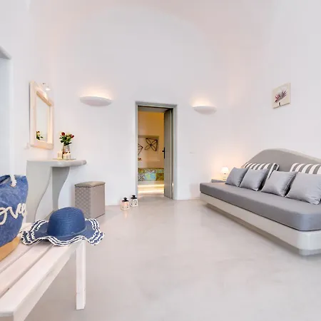 Nereids Santorini Villa