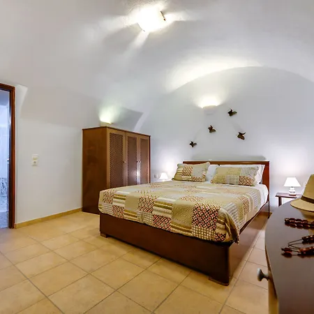 Villa Nereids Santorini *