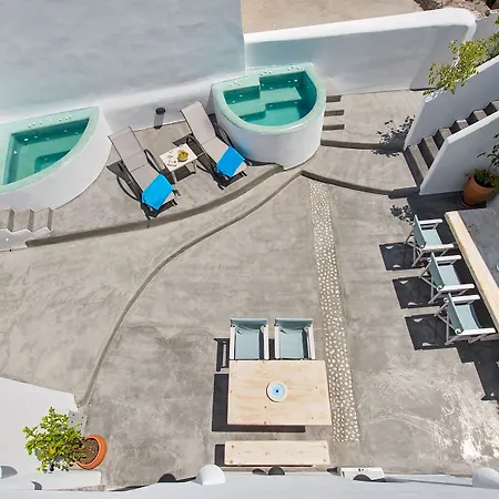 Nereids Santorini Villa *