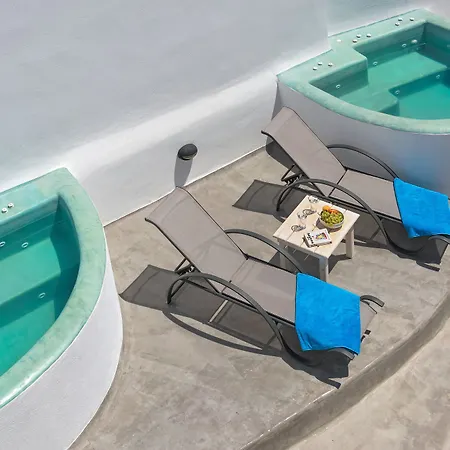 Nereids Santorini Villa Megalohóri