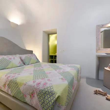 Nereids Santorini *