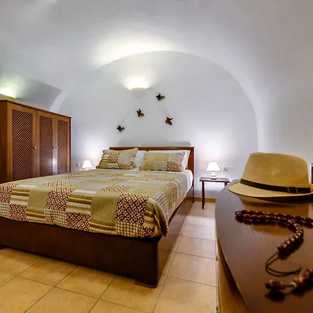 Villa Nereids Santorini