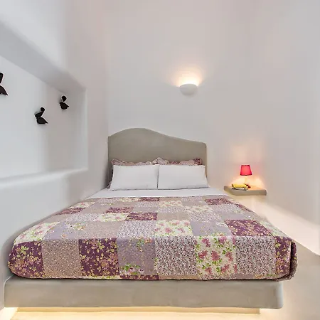 Nereids Santorini Villa Megalohóri