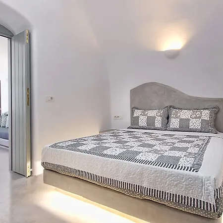 Nereids Santorini 别墅
